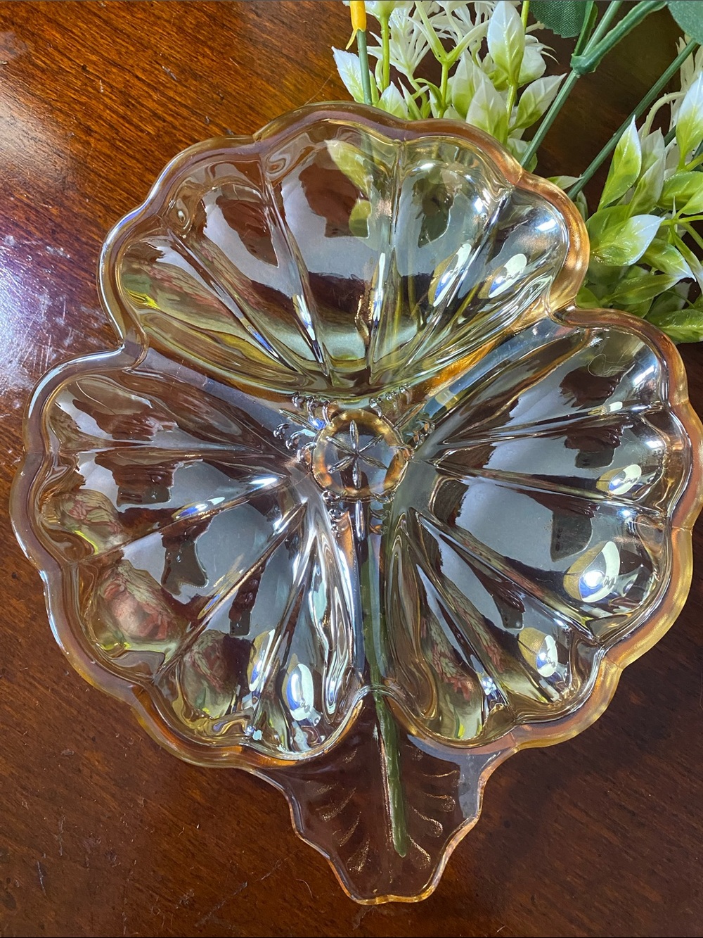 Jeanette Glass Carnival Three Leaf Clover Dish